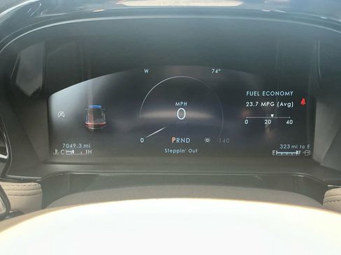 Certified 2023 Lincoln Corsair FWD w/ Equipment Group 101A image 19