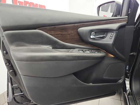 Used 2022 Nissan Murano Platinum w/ Cargo Package image 8