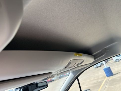 Used 2022 Ford Transit Connect Titanium FWD image 27