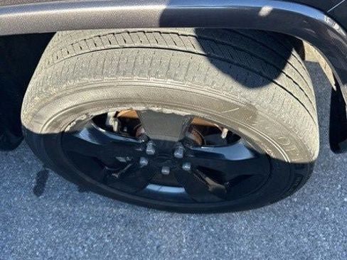 Used 2015 Jeep Grand Cherokee Altitude AWD/4WD image 34