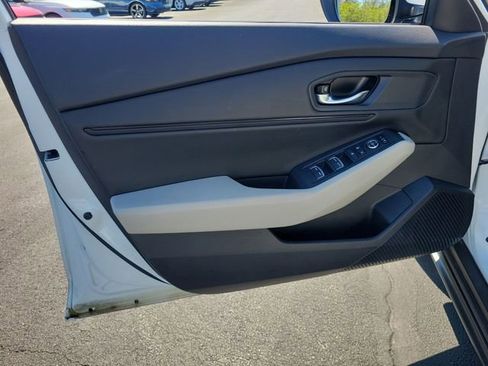 Certified 2023 Honda Accord EX image 40