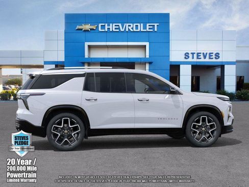 New 2026 Chevrolet Traverse High Country w/ LPO, Floor Liner Package image 5