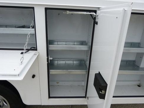 Used 2019 GMC Savana 3500 w/ Power Convenience Package RWD image 27