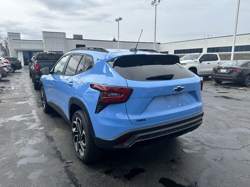 Used 2024 Chevrolet Trax RS image 6