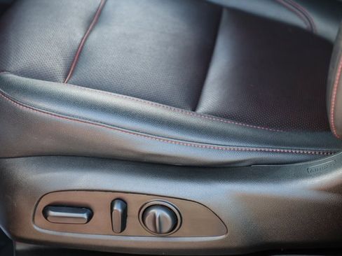 Used 2021 Chevrolet Blazer RS image 14