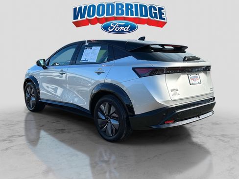 Used 2024 Nissan Ariya AWD image 5