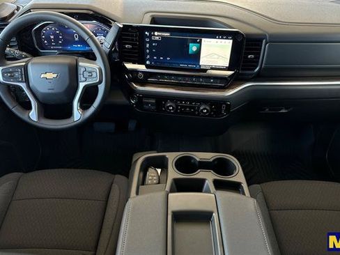 Used 2026 Chevrolet Silverado 1500 LT AWD/4WD image 16