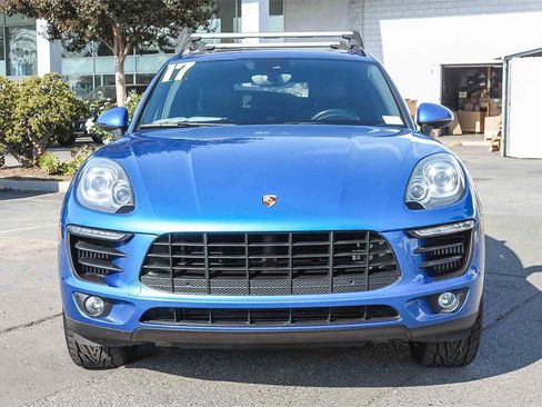 Used 2017 Porsche Macan S image 2