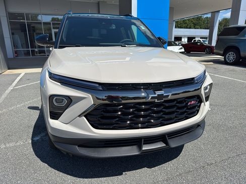 New 2026 Chevrolet TrailBlazer RS w/ Convenience Package FWD image 2