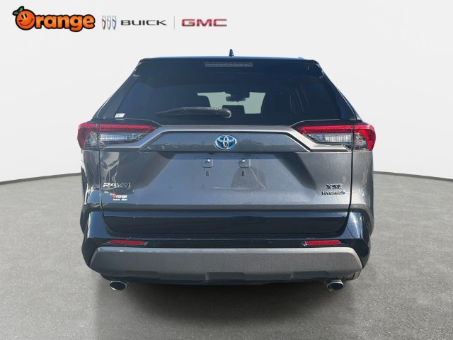 Used 2021 Toyota RAV4 XSE w/ XSE Grade Weather Package AWD/4WD image 4