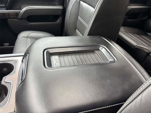 Used 2016 GMC Sierra 2500 Denali w/ Duramax Plus Package image 30