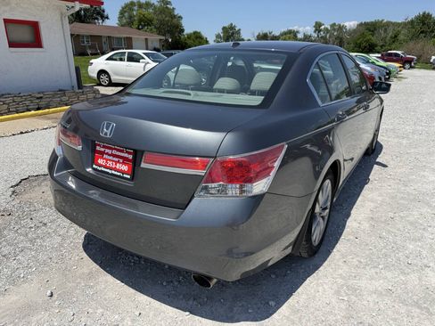 Used 2011 Honda Accord EX-L image 3