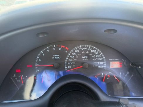 Used 1999 Chevrolet Camaro Z28 w/ Sport Appearance Pkg RWD image 21