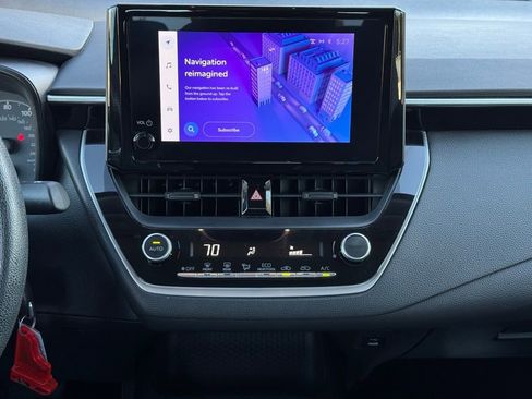 Used 2023 Toyota Corolla LE image 20