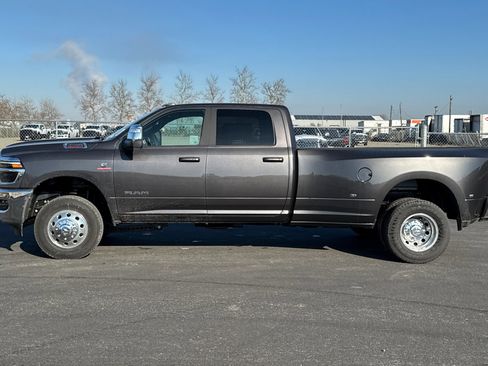 New 2026 RAM 3500 Laramie w/ Max Tow Package image 6