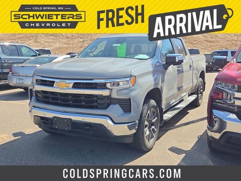 Used 2024 Chevrolet Silverado 1500 LT image 1