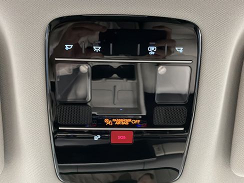 Used 2025 Hyundai Santa Fe SEL AWD/4WD image 34