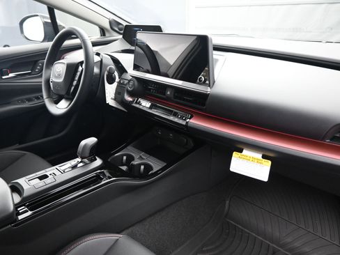 New 2026 Toyota Prius Plug-In Hybrid image 18