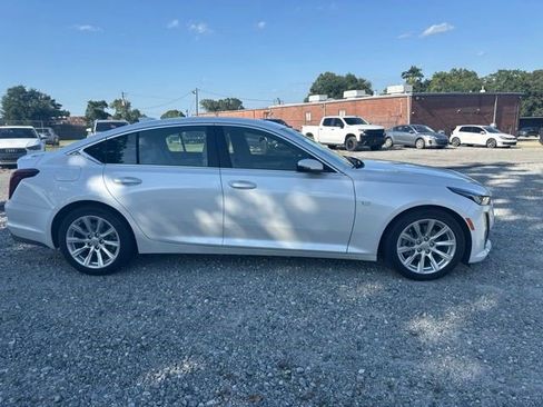 Certified 2022 Cadillac CT5 Luxury w/ Sun And Sound Package RWD image 4