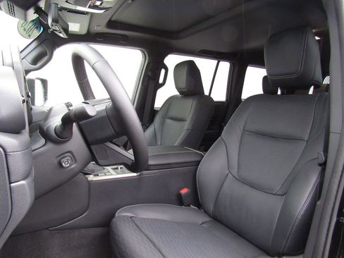 Used 2026 Toyota Land Cruiser w/ Premium Package image 11