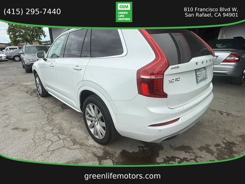 Used 2016 Volvo XC90 T6 Momentum w/ Momentum Plus Package AWD/4WD image 5