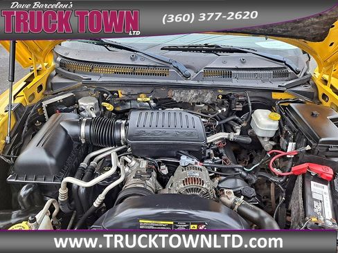 Used 2006 Dodge Dakota SLT w/ R/T Group image 12