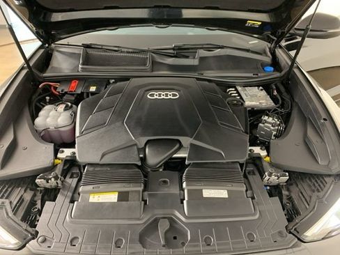 Used 2025 Audi Q8 Premium Plus AWD/4WD image 42