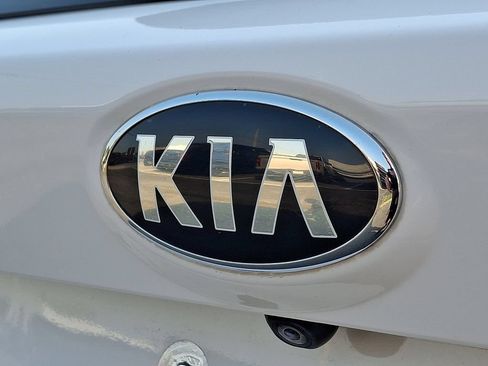 Used 2021 Kia Sorento EX w/ EX AWD X-Line Package image 32