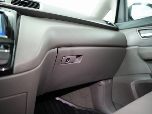 Used 2016 Honda Odyssey EX-L image 51