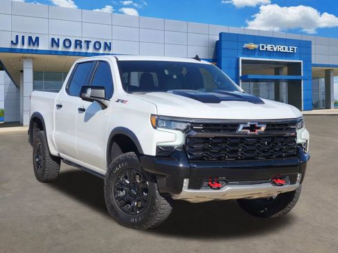 Used 2023 Chevrolet Silverado 1500 ZR2 w/ Technology Package image 1