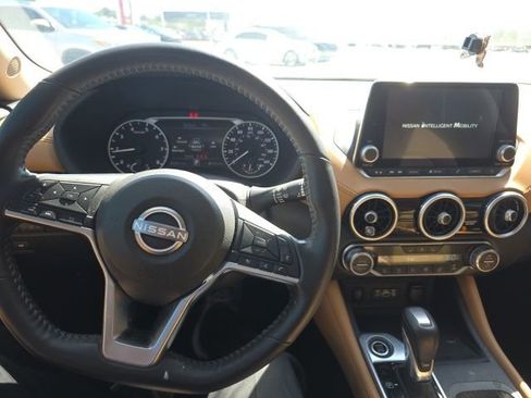 Used 2024 Nissan Sentra SV w/ SV Premium Package FWD image 14