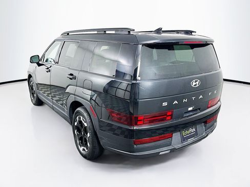 Used 2025 Hyundai Santa Fe SEL FWD image 5