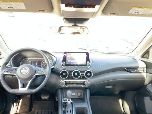 Used 2025 Nissan Sentra SV image 32