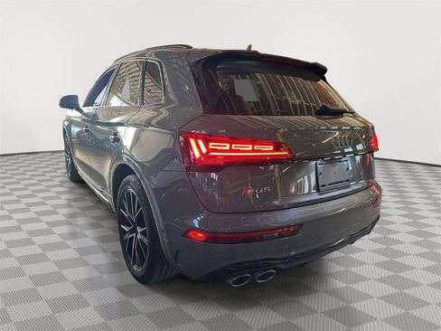 Used 2022 Audi SQ5 Prestige w/ Prestige Package image 5