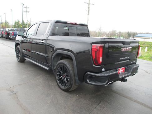 Used 2021 GMC Sierra 1500 Denali w/ Denali Ultimate Package image 10