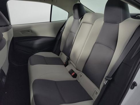 Used 2023 Toyota Corolla LE FWD image 17