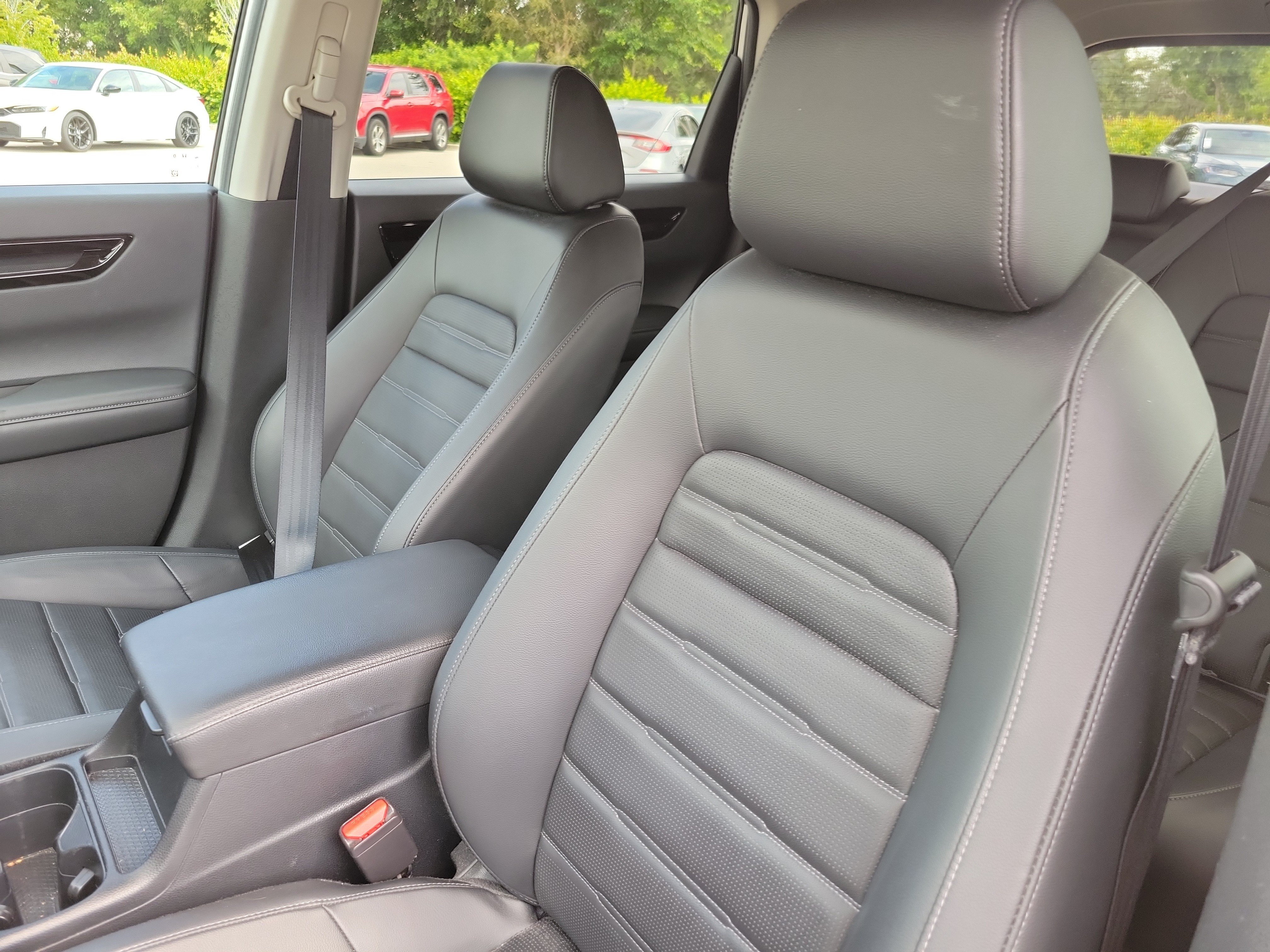 Used 2024 Honda CR-V EX-L image 28