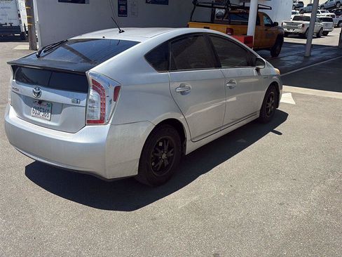 Used 2012 Toyota Prius Two FWD image 3