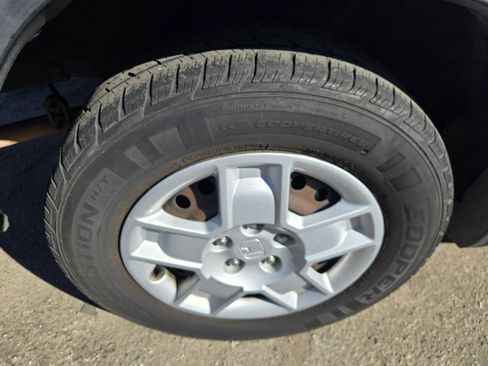 Used 2009 Honda Element LX image 26