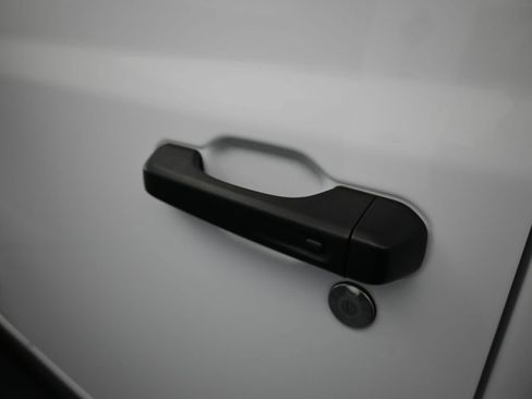 Used 2024 Jeep Gladiator Sport image 34