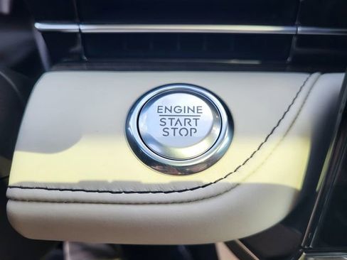 New 2025 Lincoln Nautilus Black Label image 18