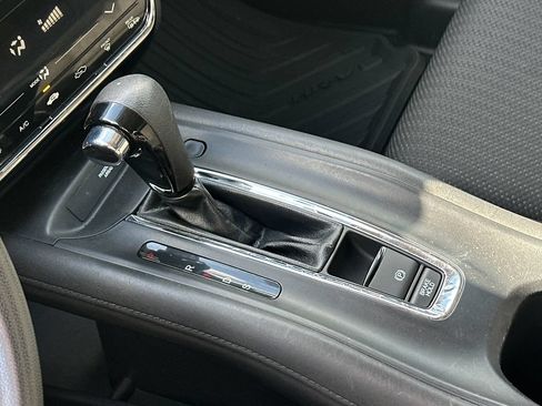 Used 2016 Honda HR-V EX image 18