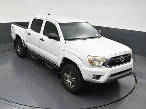 Used 2012 Toyota Tacoma PreRunner w/ SR5 Pkg RWD image 21