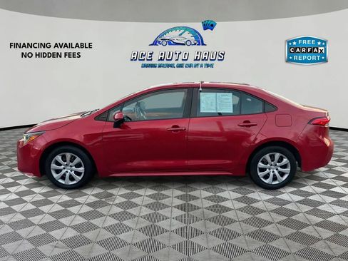 Used 2021 Toyota Corolla LE image 4