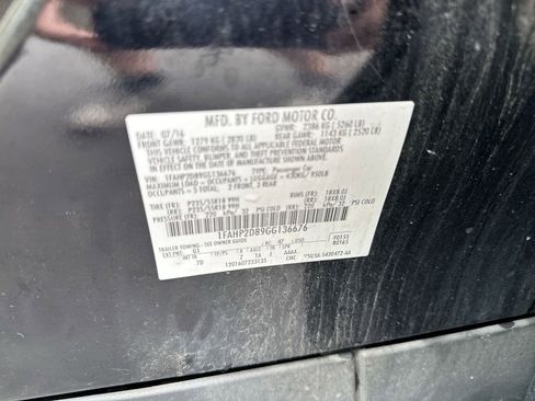 Used 2016 Ford Taurus SE FWD image 27