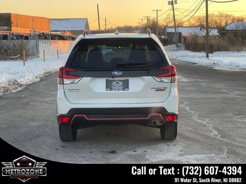 Used 2022 Subaru Forester Sport AWD/4WD image 9