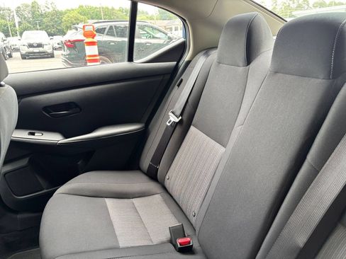 Used 2025 Nissan Sentra SV FWD image 37