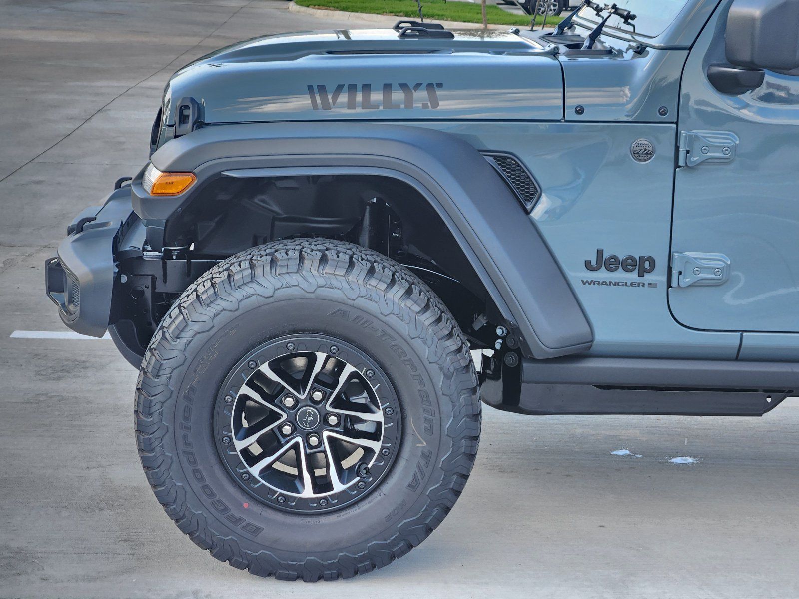 New 2026 Jeep Wrangler Unlimited Sport AWD/4WD image 9