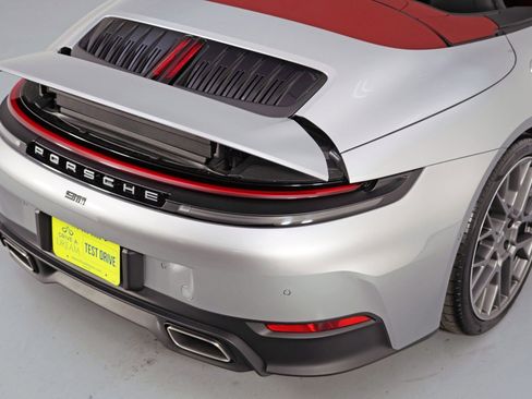 Used 2025 Porsche 911 Carrera image 56