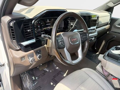 Used 2024 GMC Sierra 1500 SLE RWD image 21